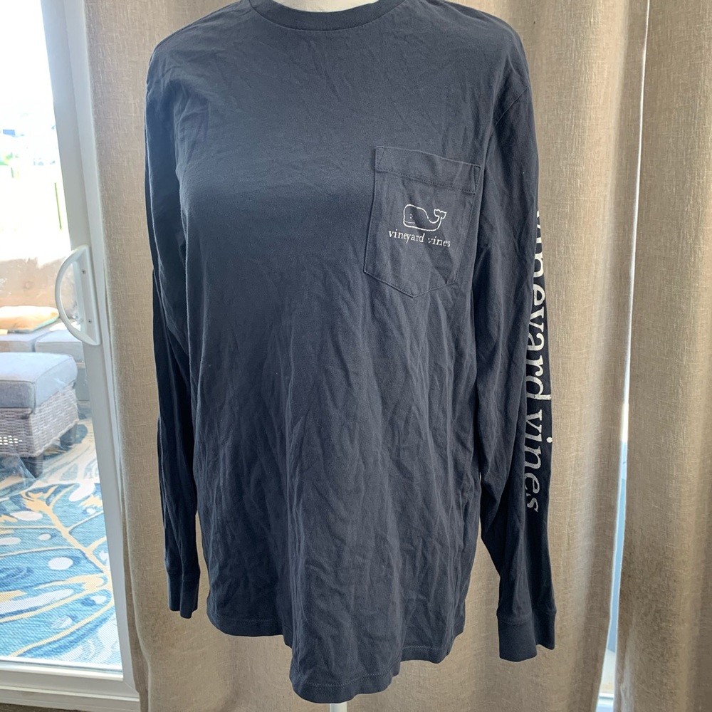 vineyard vine navy tshirt long sleeve